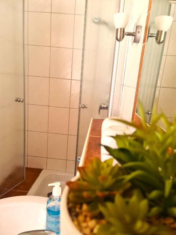 Gaestehaus Zum Weinbauer Родт унтер Ритбург Екстериор снимка